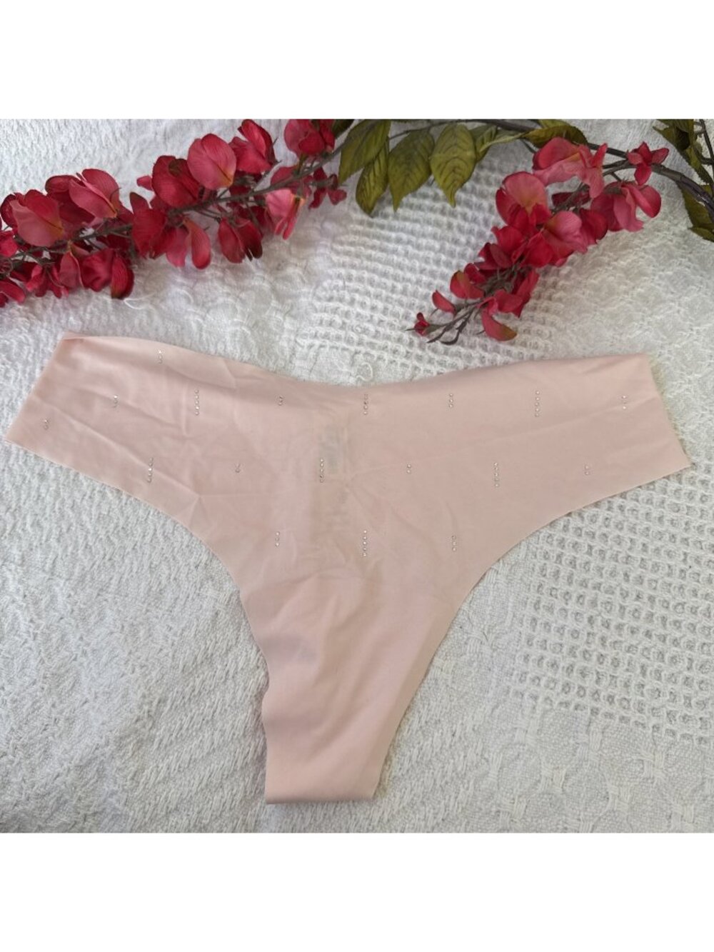 VICTORIA'S SECRET L PINK SILVER RHINESTONE SEAMLESS THONG PANTIES NWT